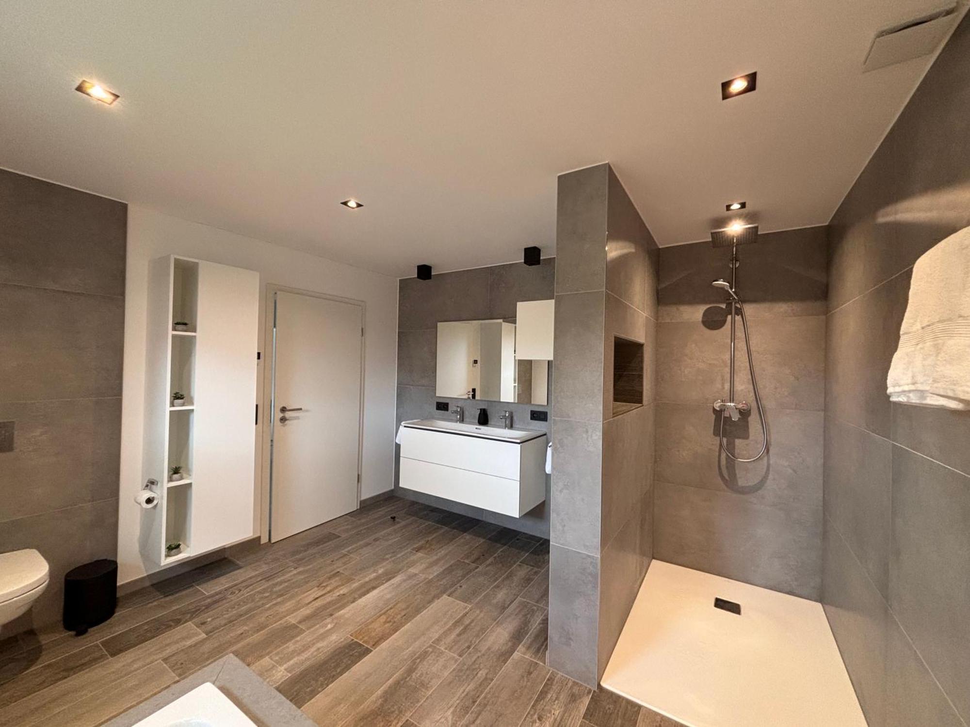 Hyronimus House Apartment Ambleve Luaran gambar
